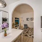 Appartamento Borgo Dei Greci